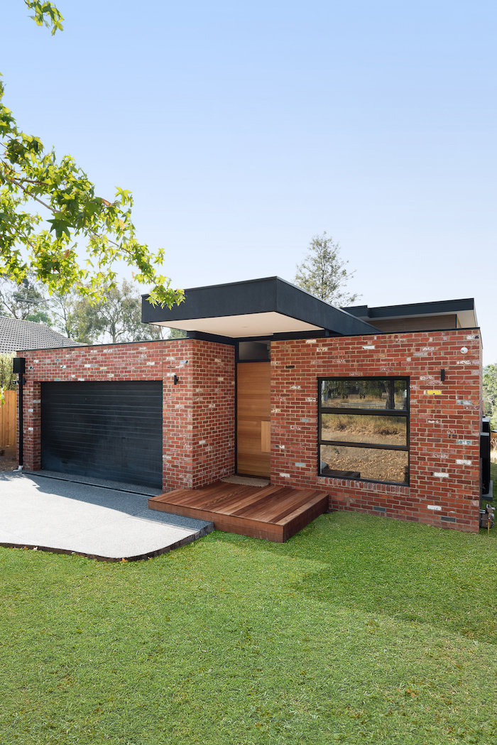 Recycled Red Brick home Briar Hill VITAL BUILD